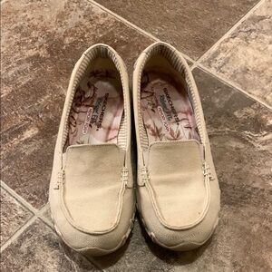 Skechers Beige Flats